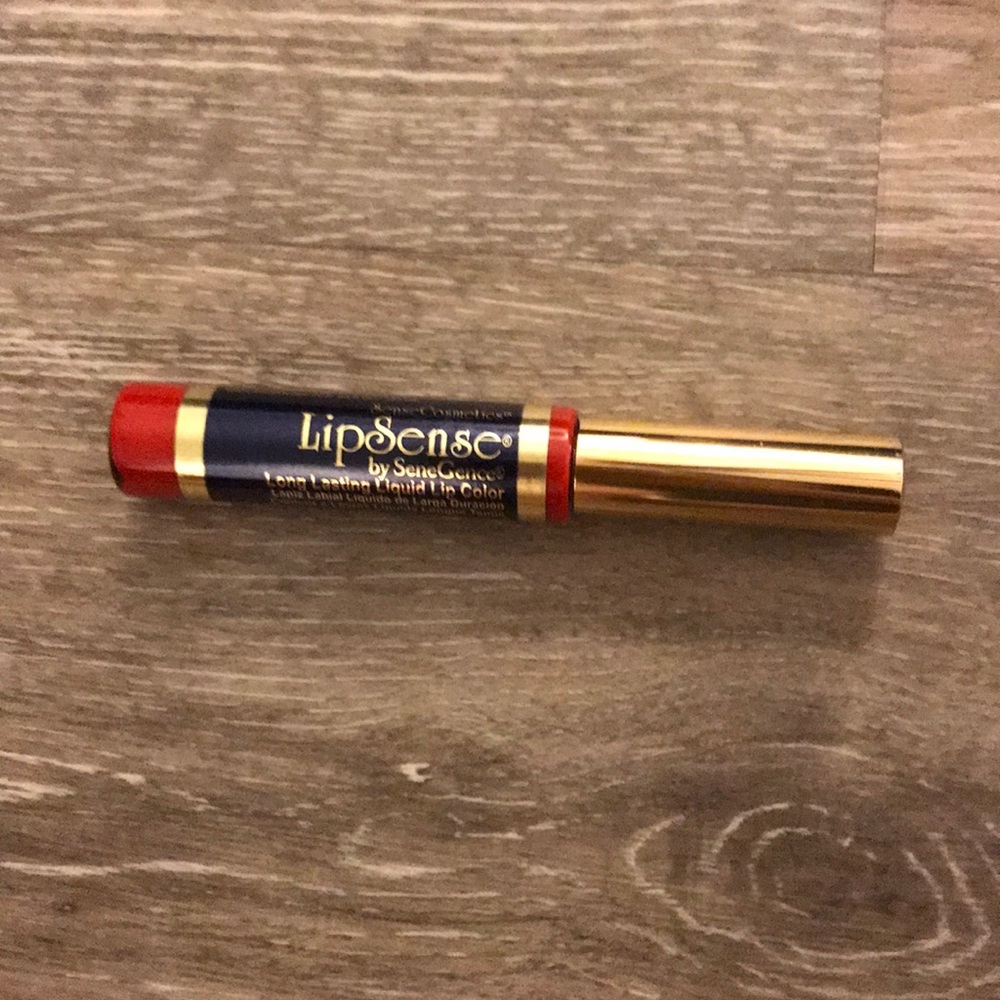 Lipsense Cranberry - Brand new